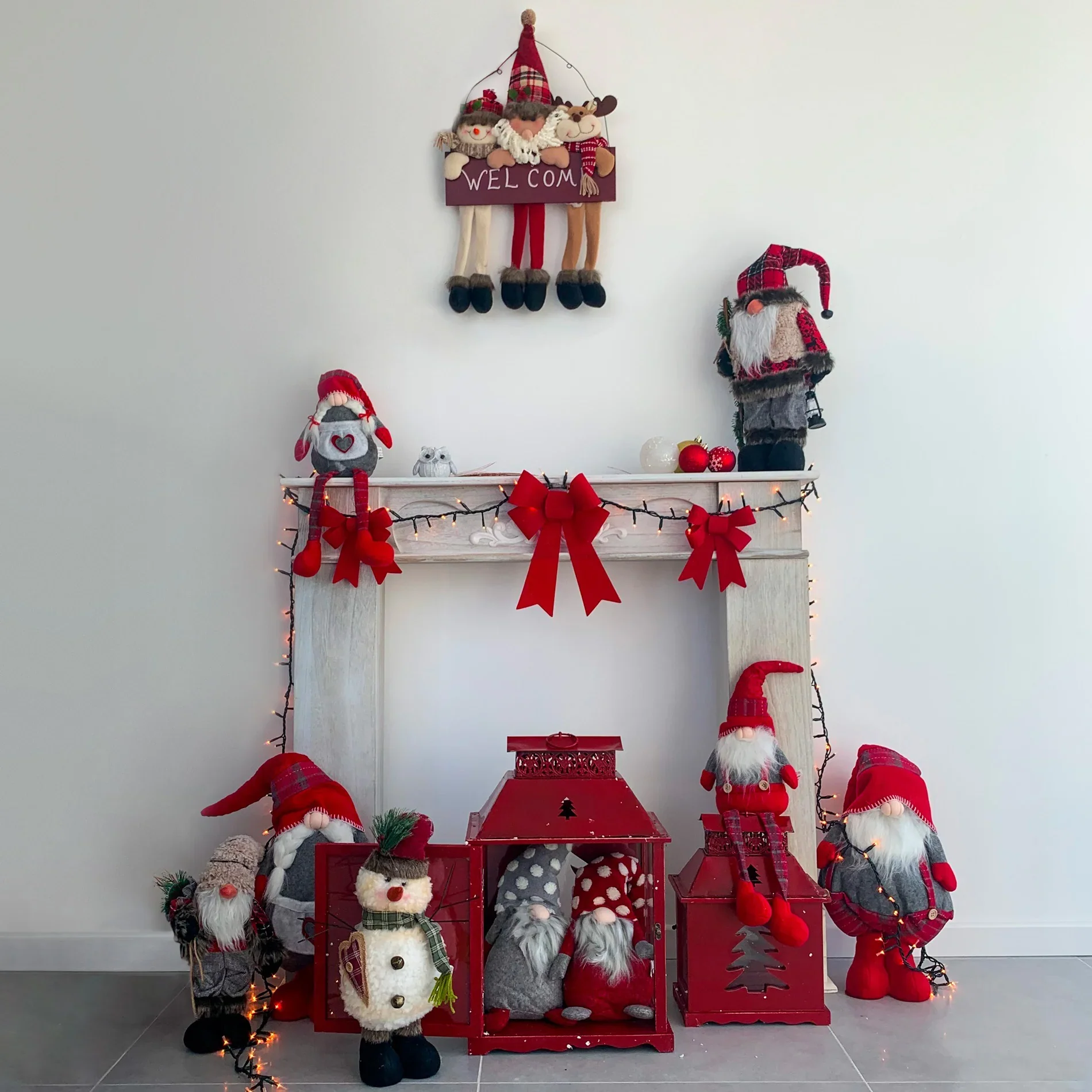Gnomo di Natale fermaporta e decorativo con gambe lunghe - Image 3
