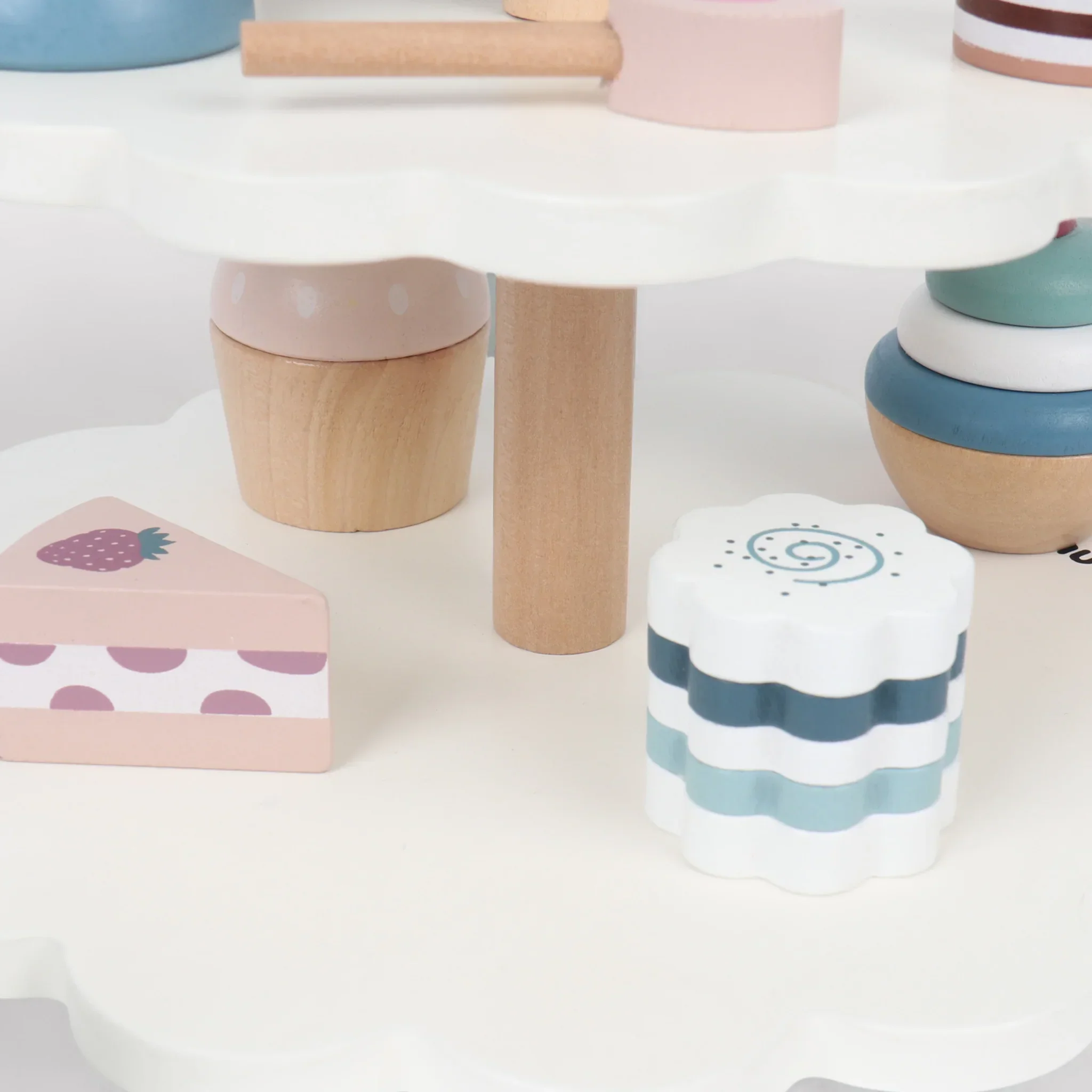 Naryal - Set di pasticcini e dolci in legno da gioco per bambini - Image 4
